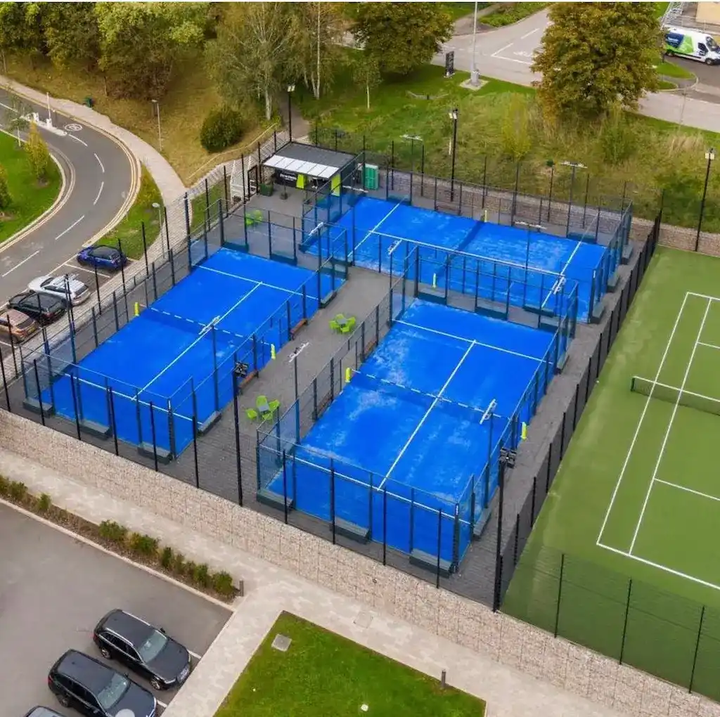 Pure Padel Alderley Park im Vereinigten Königreich
